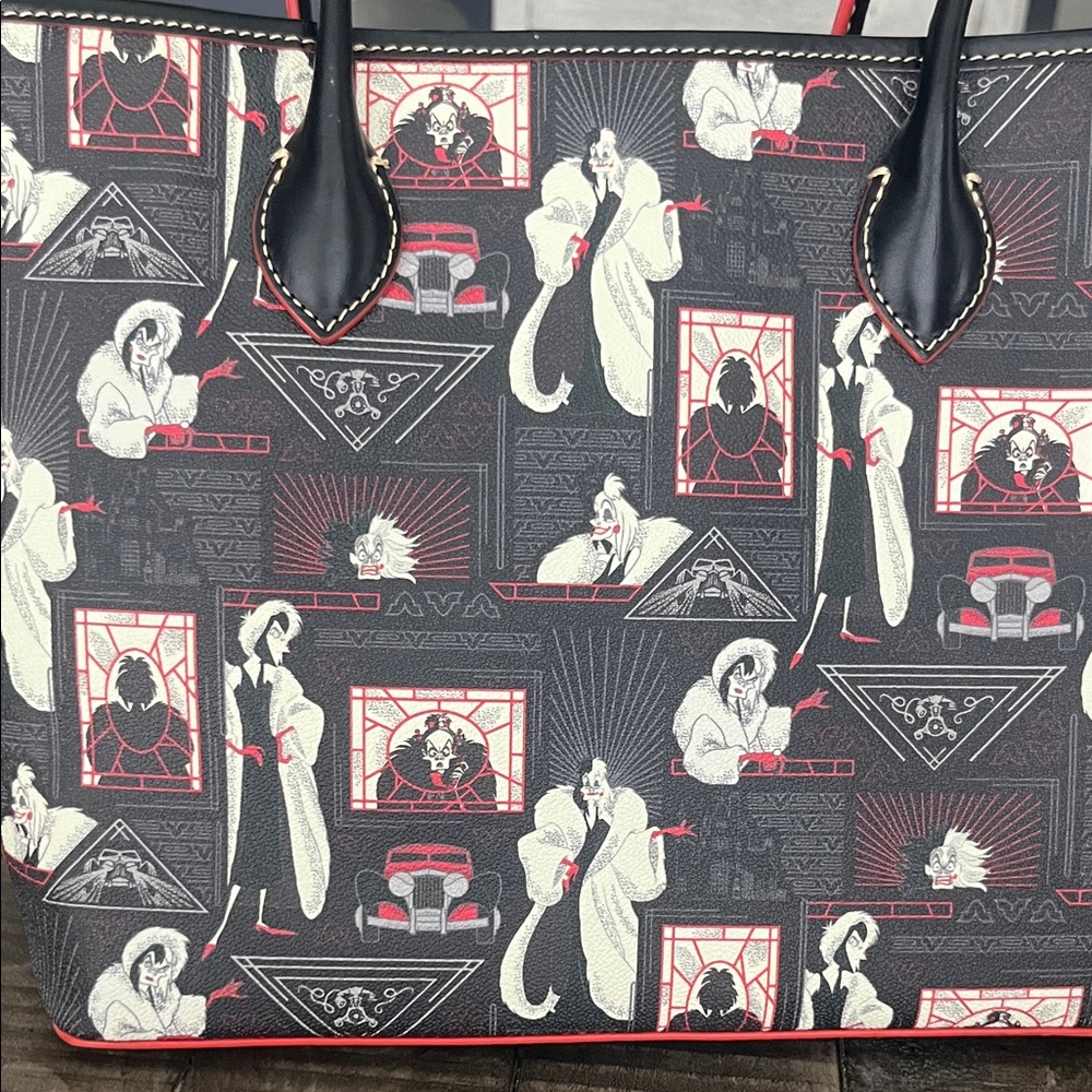Dooney & Bourke Black and Red Graphic Tote Disney collaboration - Picture 3 of 5